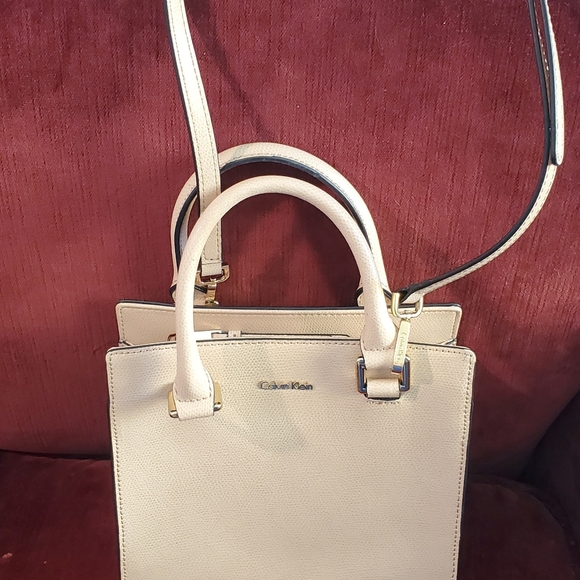 Calvin Klein Saffanio Leather Crossbody/Satchel - Picture 7 of 7